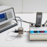 Generátor HG-101 s referenčním zrcátkem MBW473-SH2